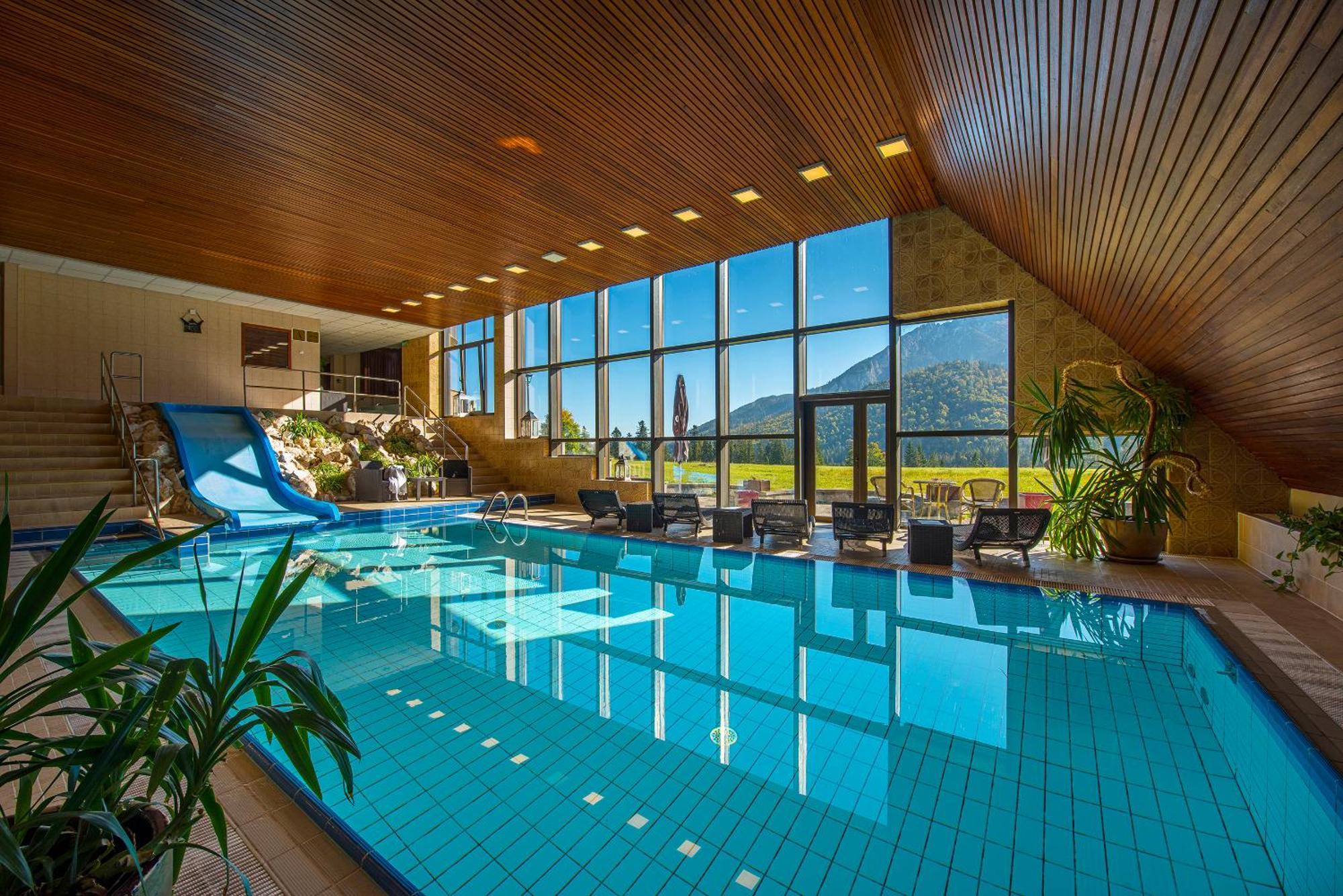 President Hotel Montfort Zdiar Bagian luar foto