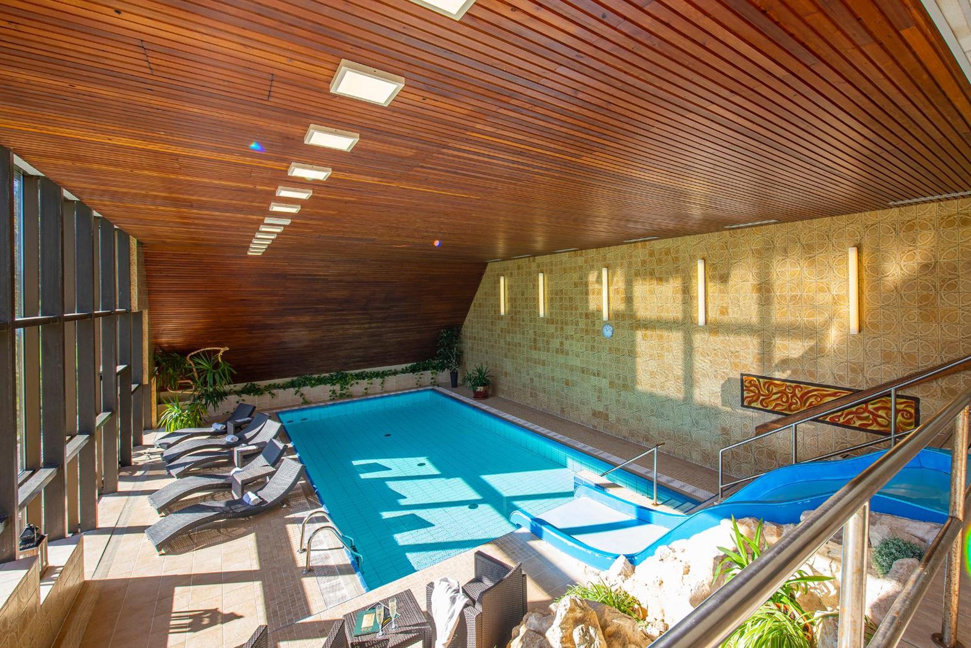 President Hotel Montfort Zdiar Bagian luar foto
