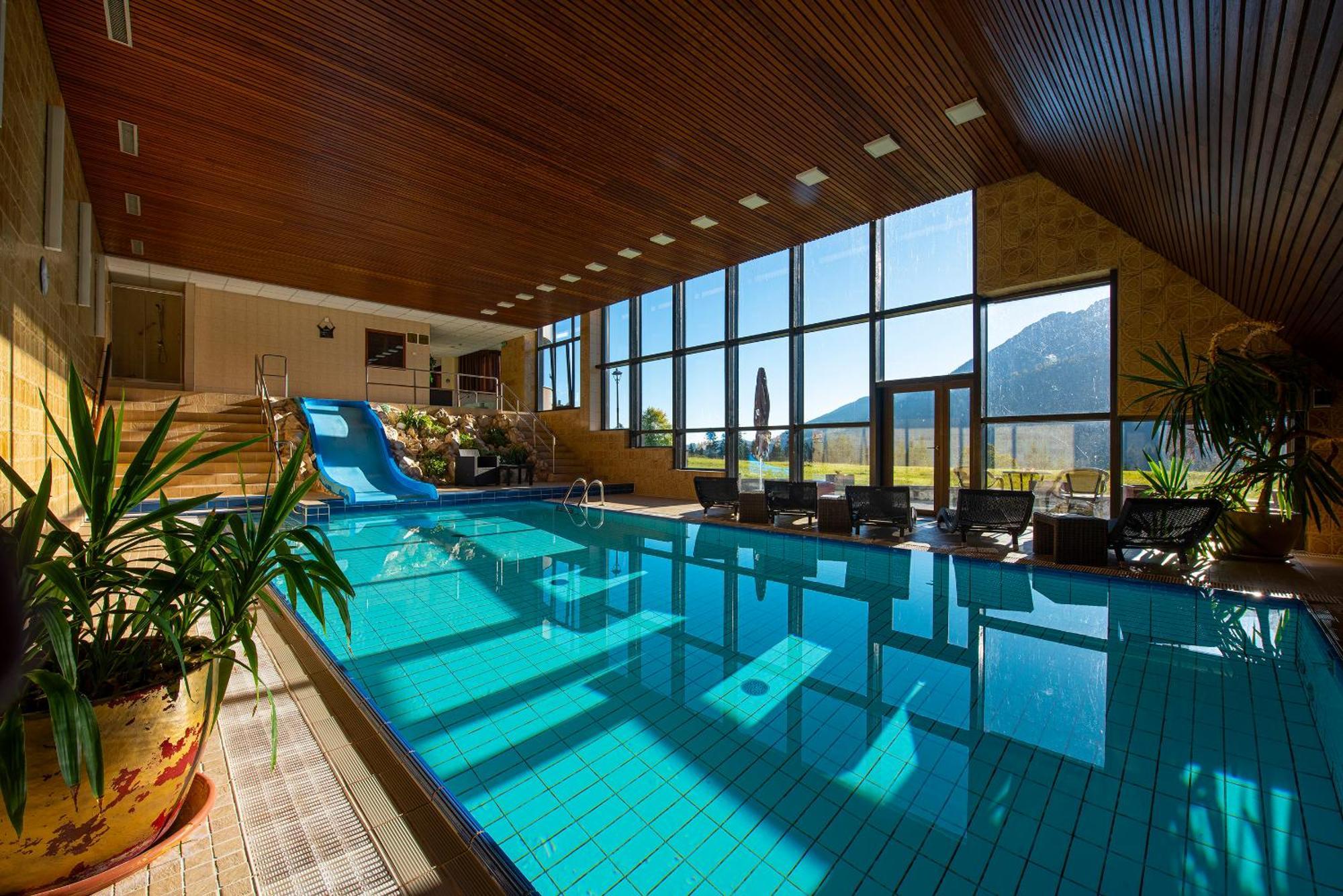 President Hotel Montfort Zdiar Bagian luar foto