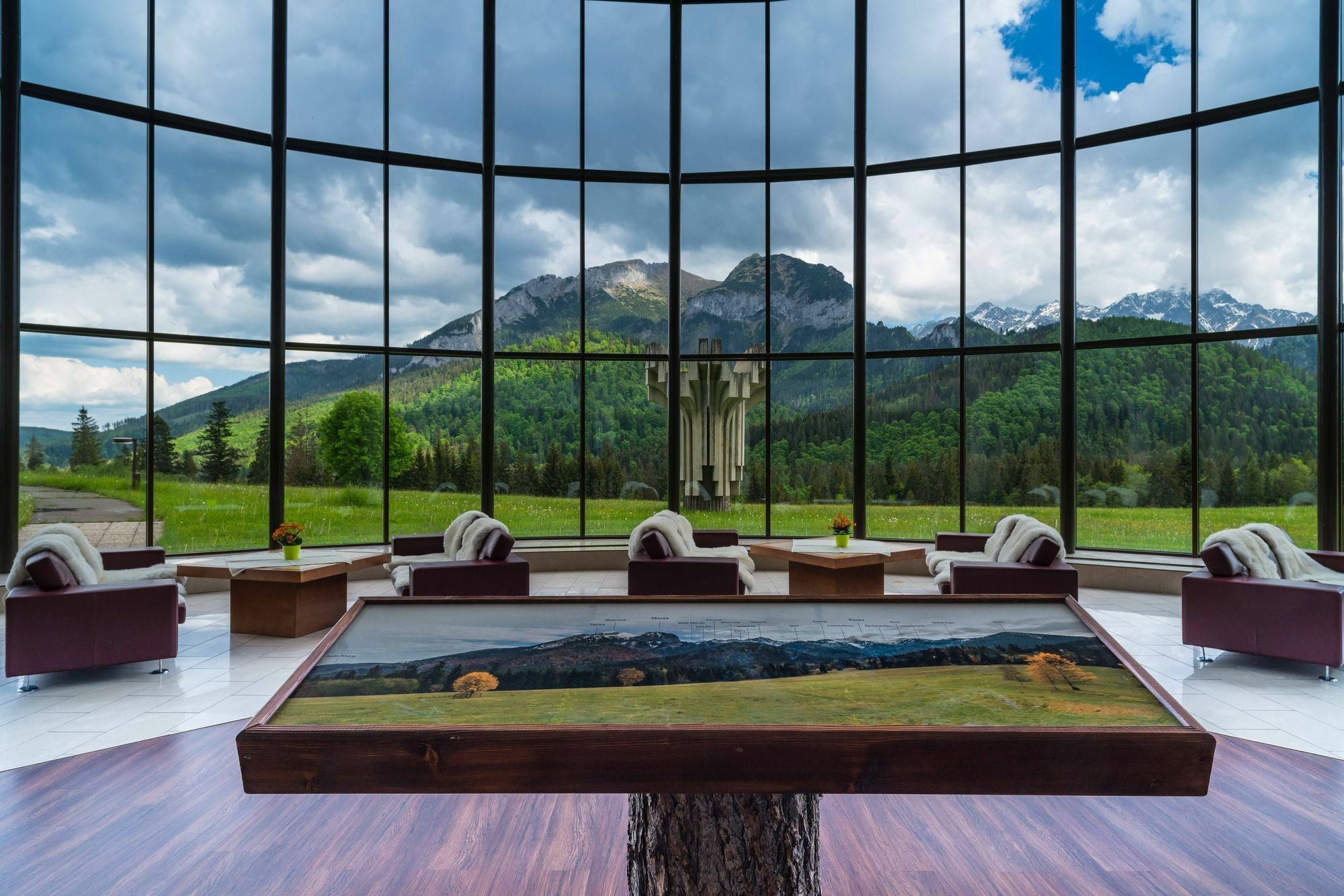 President Hotel Montfort Zdiar Bagian luar foto